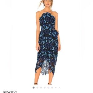 Elliatt Strapless Blue Floral Midi Dress